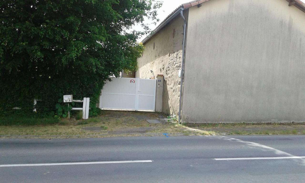 Le Pin  Chambre D'Hotes Proche Puy Du Fou מראה חיצוני תמונה
